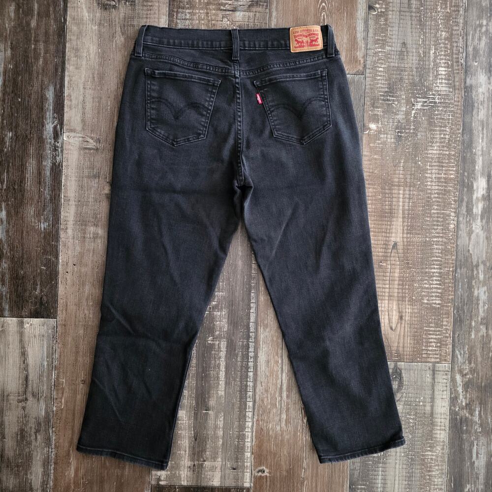Levi's Classic Capri Black Wash Jeans Size 28W